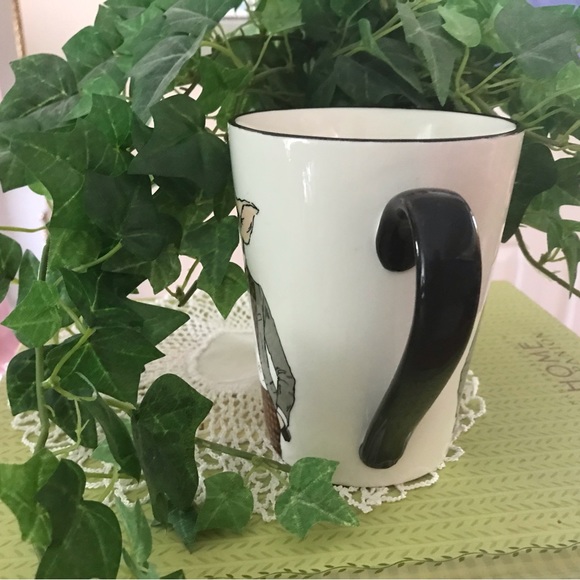 SIGNATURE COLLECTABLE MUG - Picture 3 of 6